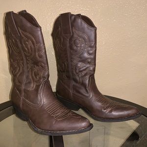 Olsenboye Womens 059154 Size 6 Brown 2" Heeled Western Boots